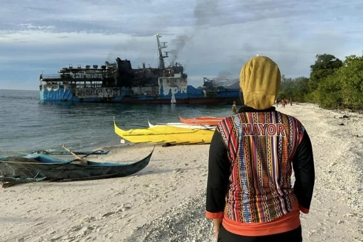 Filipinler'de feribotta yangın: 28 kişi hayatını kaybetti